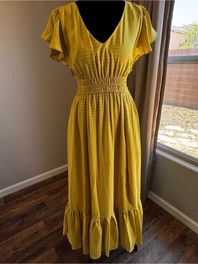 Taylor Sunshine Yellow Flutter Maxi Dress